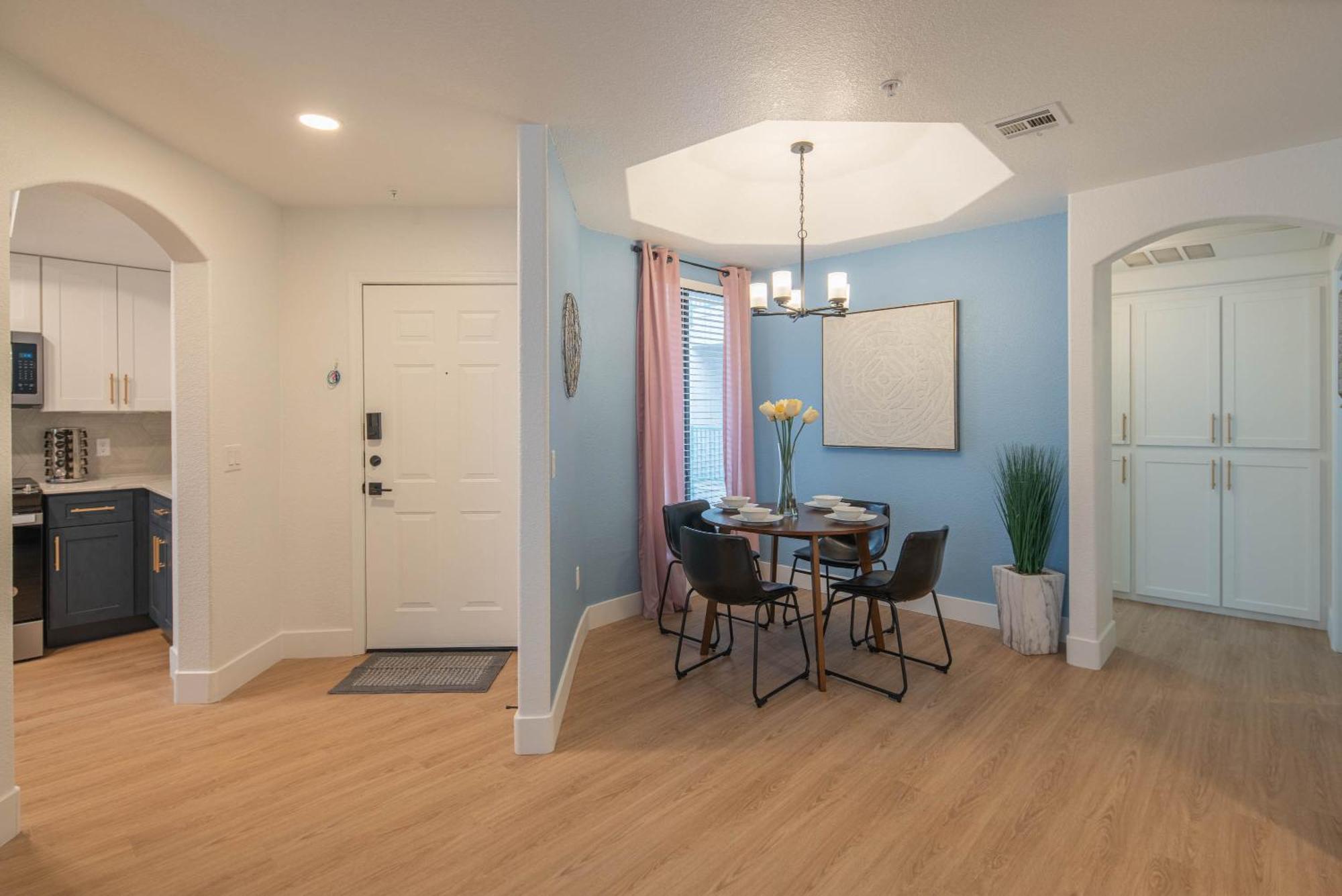 Exclusive-Walk To Golf, Shopping & Dining-King Bed N268 Apartment Scottsdale Exterior photo